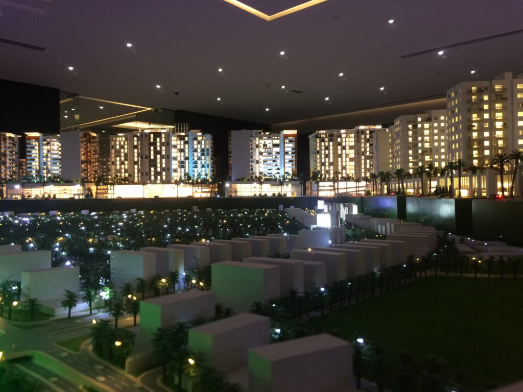 Azizi Sales Office - Prompt Interiors